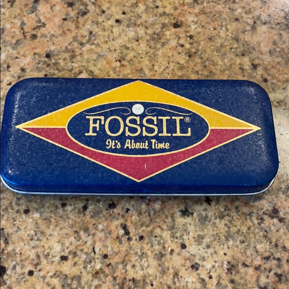 Fossil Watch - Picture 4 of 4